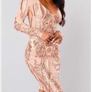 Miss Fortune Sequin Dress. NEVER WORN !!